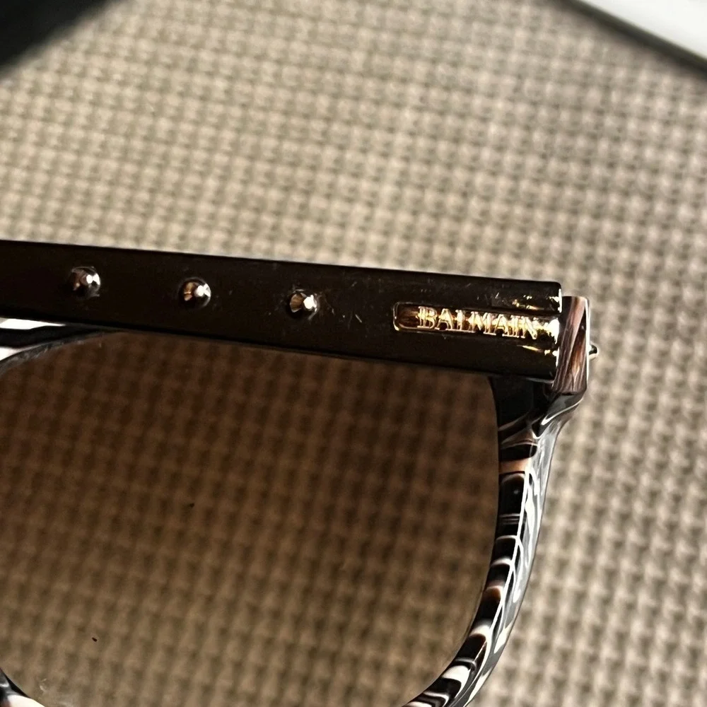 Balmain Paris BL 2012 Sunglasses Brown Marble Studded Made in France with Case